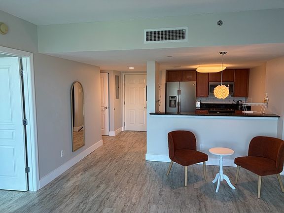 5th image of 300 S Duval St Unit 804