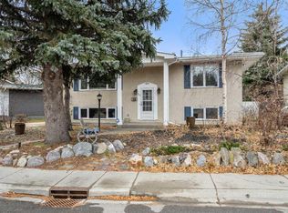 3251 N Bearspaw Dr NW, Calgary, AB T2L 1T1