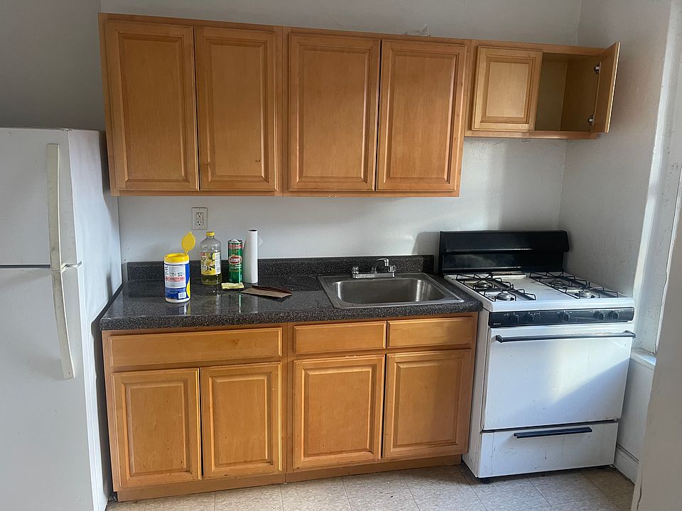 1st image of 1487 Nostrand Ave #4R