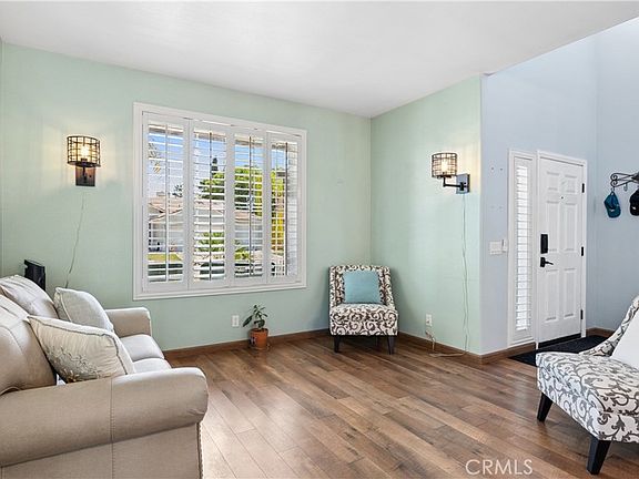 3rd image of 4048 De Anza Dr