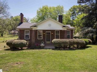 2253 Country Club Rd, Spartanburg, SC 29302