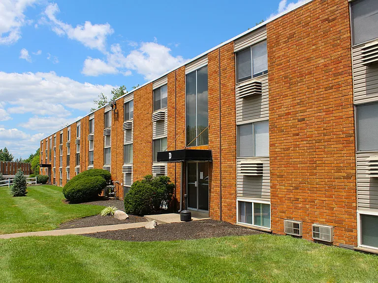 Barkley Ridge Apartments — Photo 9