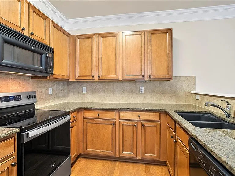2330 Meadow Peak Point — Photo 3