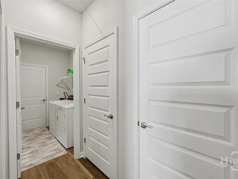 152 Holloway Hl — Photo 24