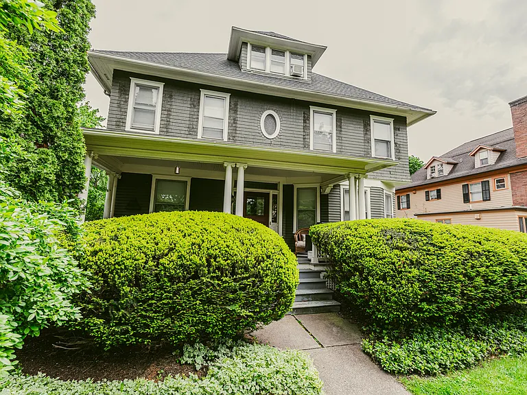 60 Westminster Rd #2 — Photo 1