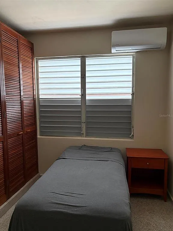 4 bed, 2.0 bath, 873 sqft, $900 — Photo 4