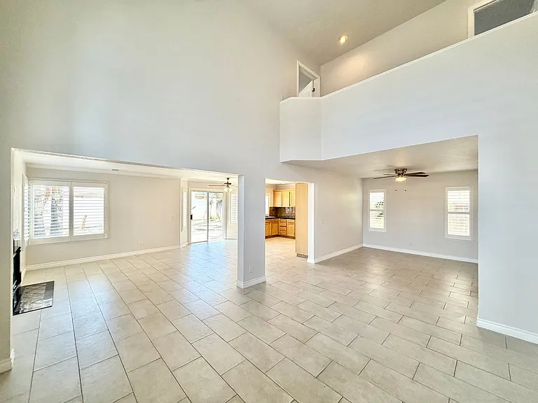 507 Lassa Way — Photo 6