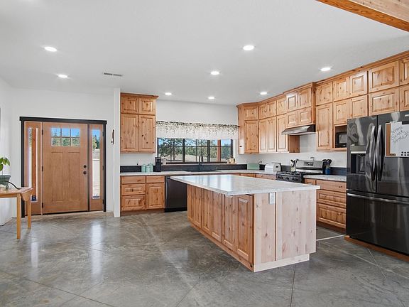 3rd image of 5566 W McKenzie Woolard Rd