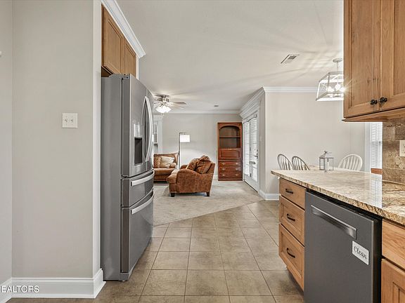 5th image of 109 Barney Patton Cir