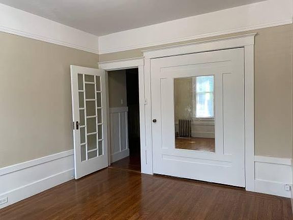 4th image of 2790 Pine St #21