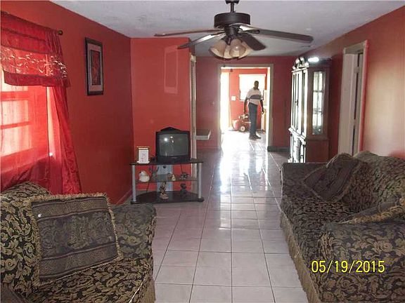 5th image of 960 NW 12th St
