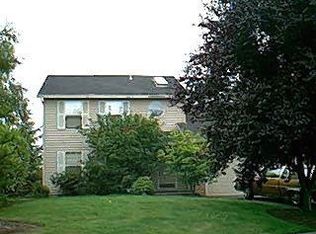 17105 SW Cambridge Dr, Aloha, OR 97078