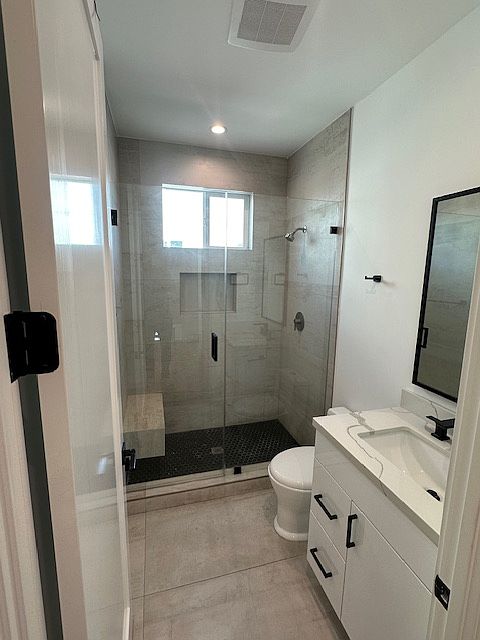 1st image of 14247 1/4 Sylvan St