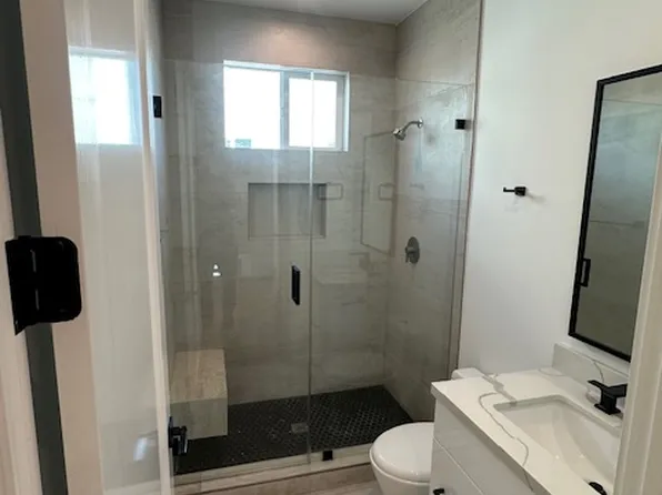 14247 1/4 Sylvan St, Van Nuys, CA 91401