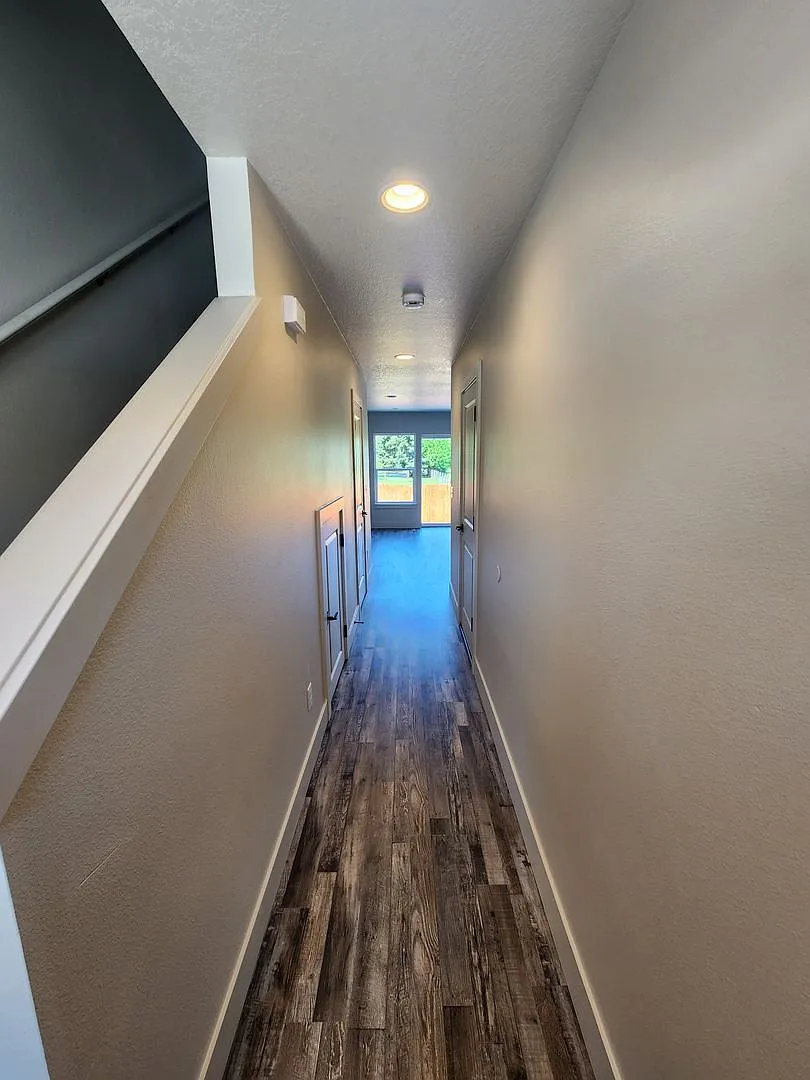 3 Bedroom 2.5 Bath in Winlock — Photo 2