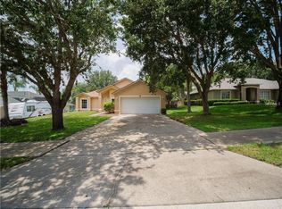 861 Park Valley Cir, Minneola, FL 34715