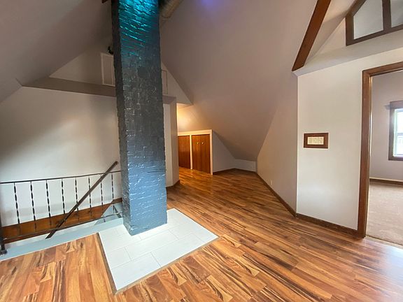 4th image of 2863A N Downer Ave
