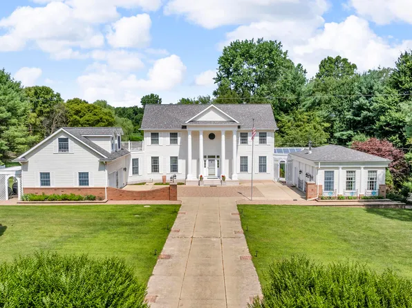 6800 Wheaton Rd, Jackson, MI 49201