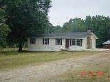 1st image of 695 Lakeview Cir