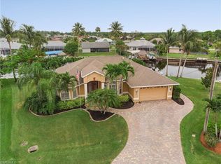 2207 SE 20th Ave, Cape Coral, FL 33990