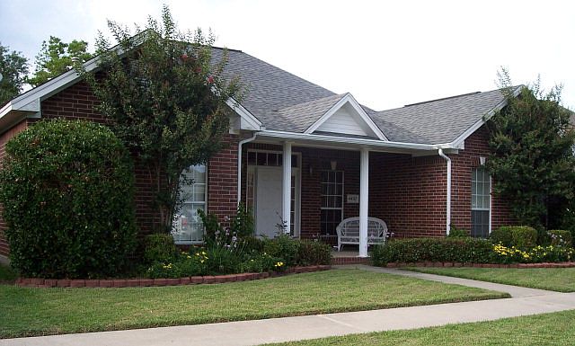 1st image of 4407 Kandywood Dr