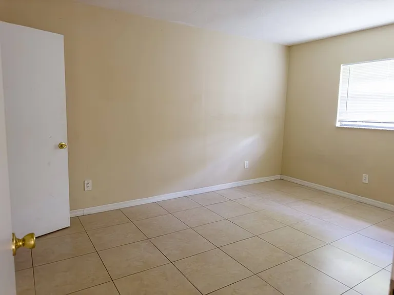 34 S Ortman Dr #B — Photo 5