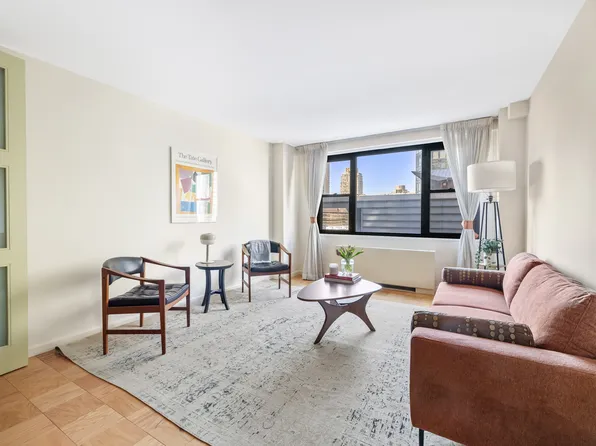 165 West 66th Street 6G image 1 of 8