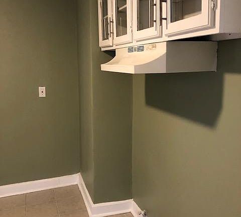 2nd image of 10814 Reno Ave #1