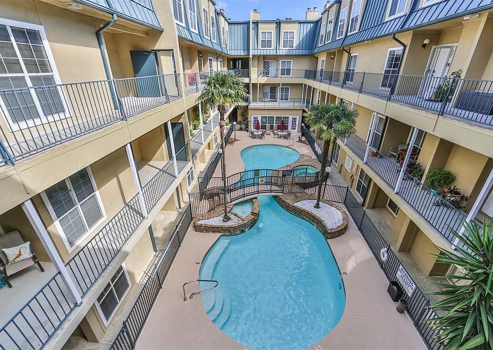 1st image of 921 Marine Dr APT 326