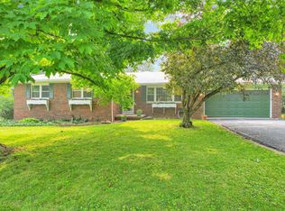 6166 Douglas Dr, Canal Winchester, OH 43110