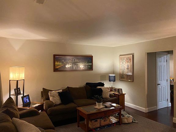 5th image of 25 Turtle Creek Dr
