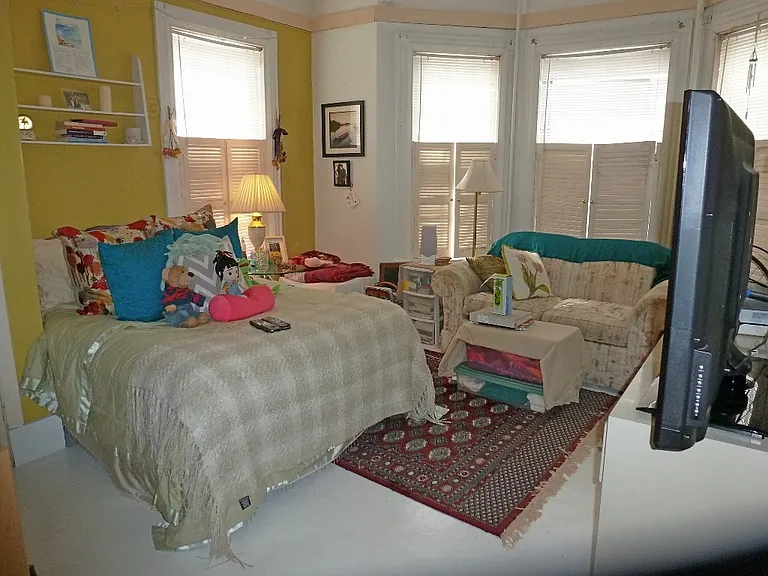 35 Chestnut Hill Ave #1 — Photo 2