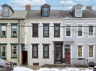 658 Walnut St, Columbia, PA 17512