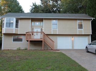 1053 Bailing Rd, Lawrenceville, GA 30043