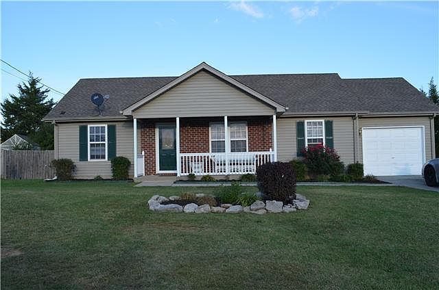 1st image of 700 Windbirch Trl