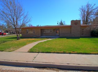 801 S Harvard St, Perryton, TX 79070