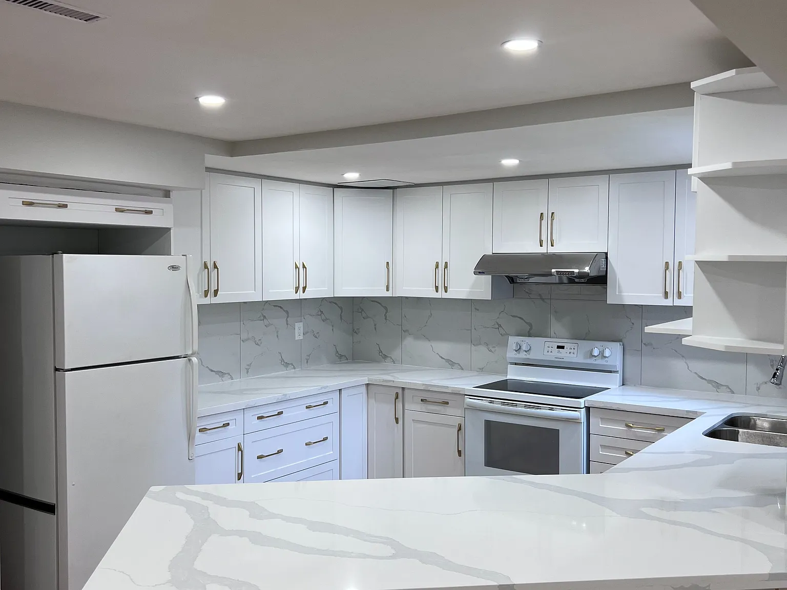2 bed, $2,200 — Photo 3