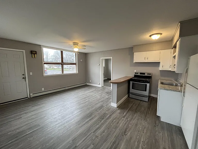 257 Witmer Rd — Photo 4