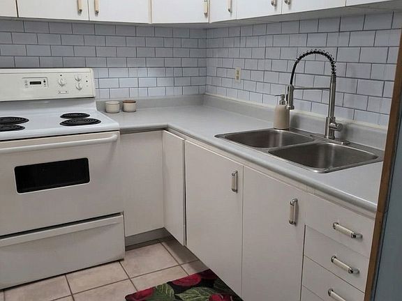 5th image of 101 Dovedale Dr #26