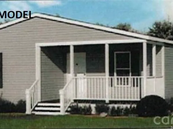 138 River Breeze Dr #8, Morganton, NC 28655