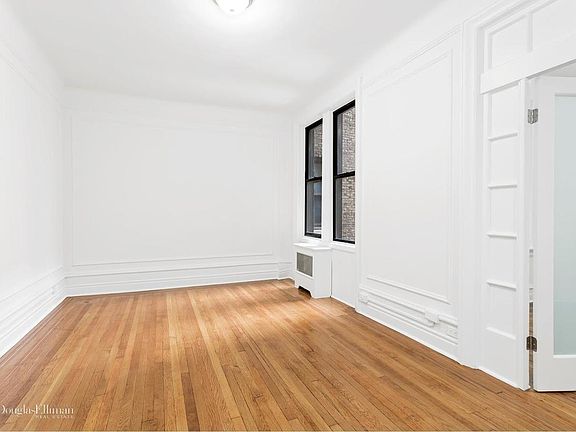 3rd image of 347 W 55th St APT 4C