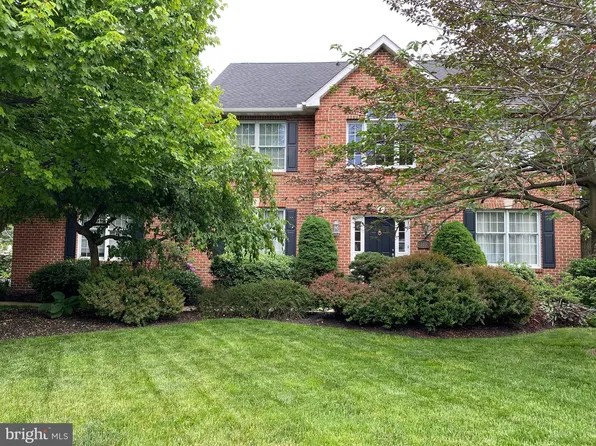 103 Coventry Ln, Reading, PA 19610