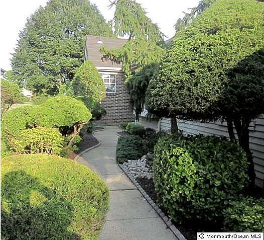 2nd image of 15 Alexander Hamilton Court