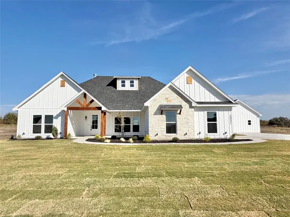 2021 Collin St, Weatherford, TX 76085