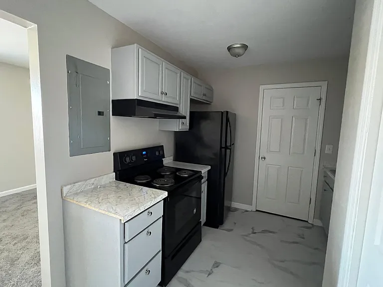 107 Chesapeake Ct — Photo 3