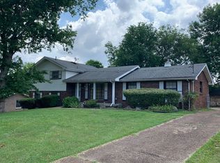 107 Crestmont Dr, Hendersonville, TN 37075