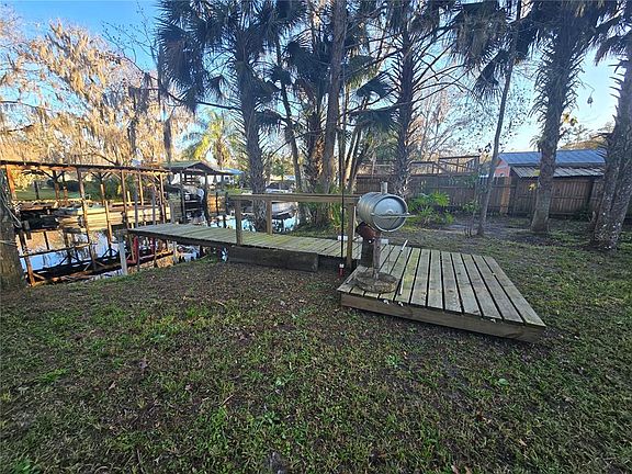 2nd image of 56290 Cherry Tree Rd