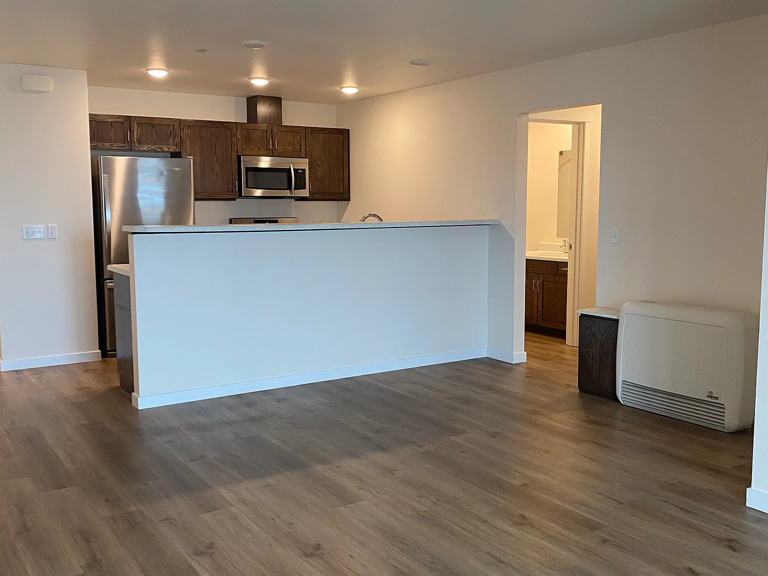 1 bed, 676 sqft, $1,350 — Photo 1