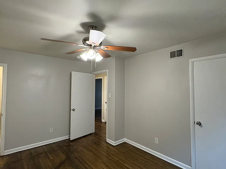 13 Gregory Ln — Photo 20