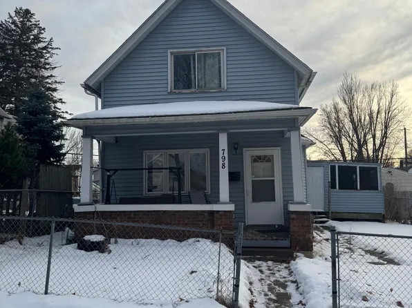 798 Cook Ave E, Saint Paul, MN 55106